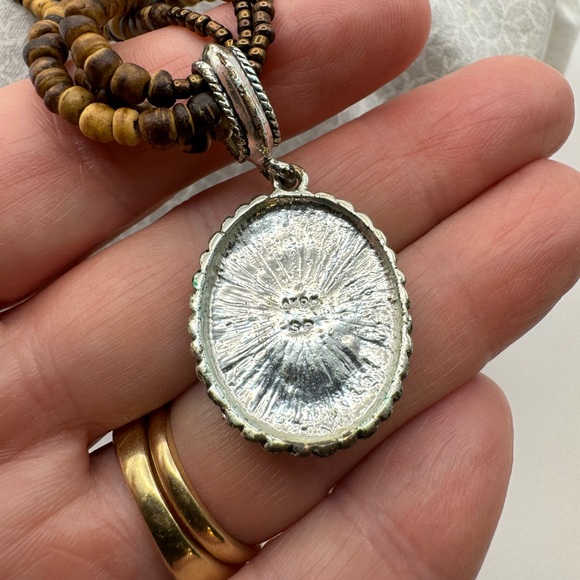 498-PTT Avon Brown Bead Necklace with Tiger Eye Color Setting Slide PreLoved - Picture 7 of 9